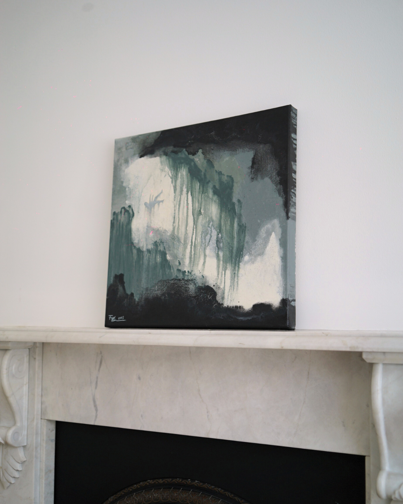 Falling, 2023. 50 x 50cm
