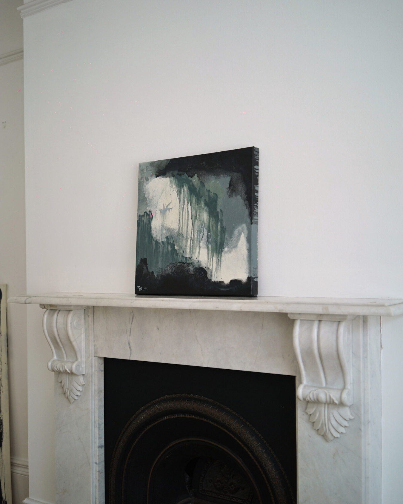 Falling, 2023. 50 x 50cm