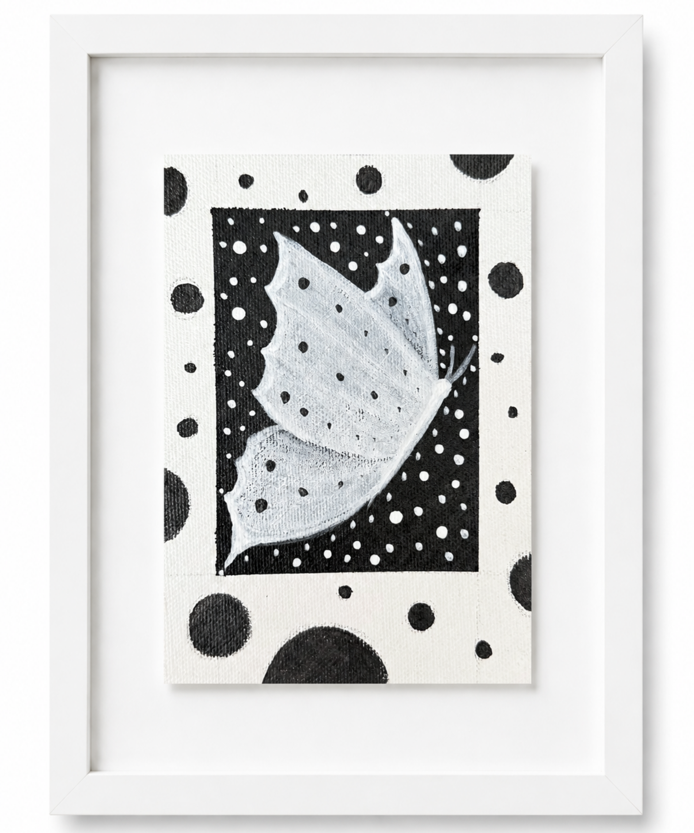 Small Worlds: 30 Mini Originals